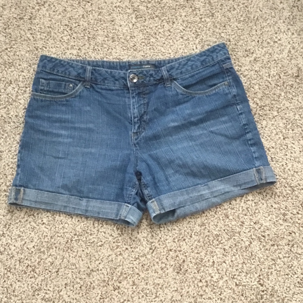 * French Cuff * size 12 * denim cuffed shorts *